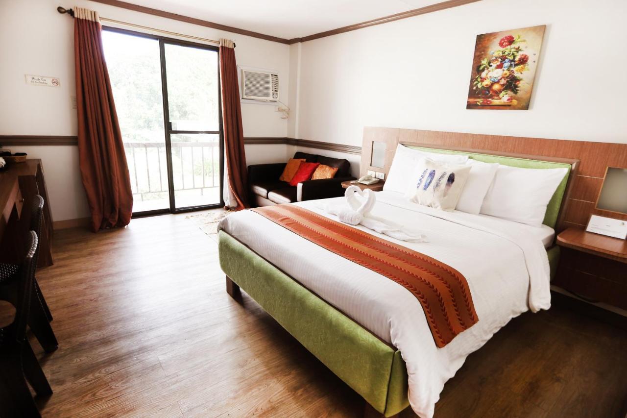 Aerostop Hotel & Restaurant Plaridel  Bagian luar foto