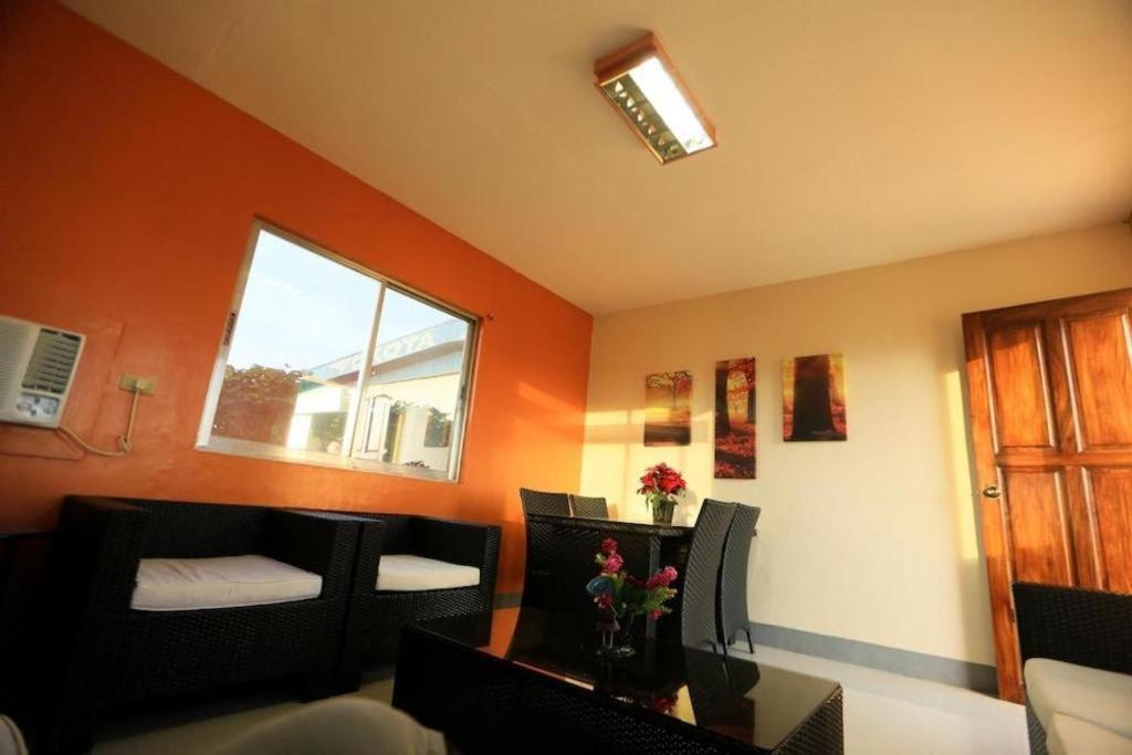 Aerostop Hotel & Restaurant Plaridel  Bagian luar foto